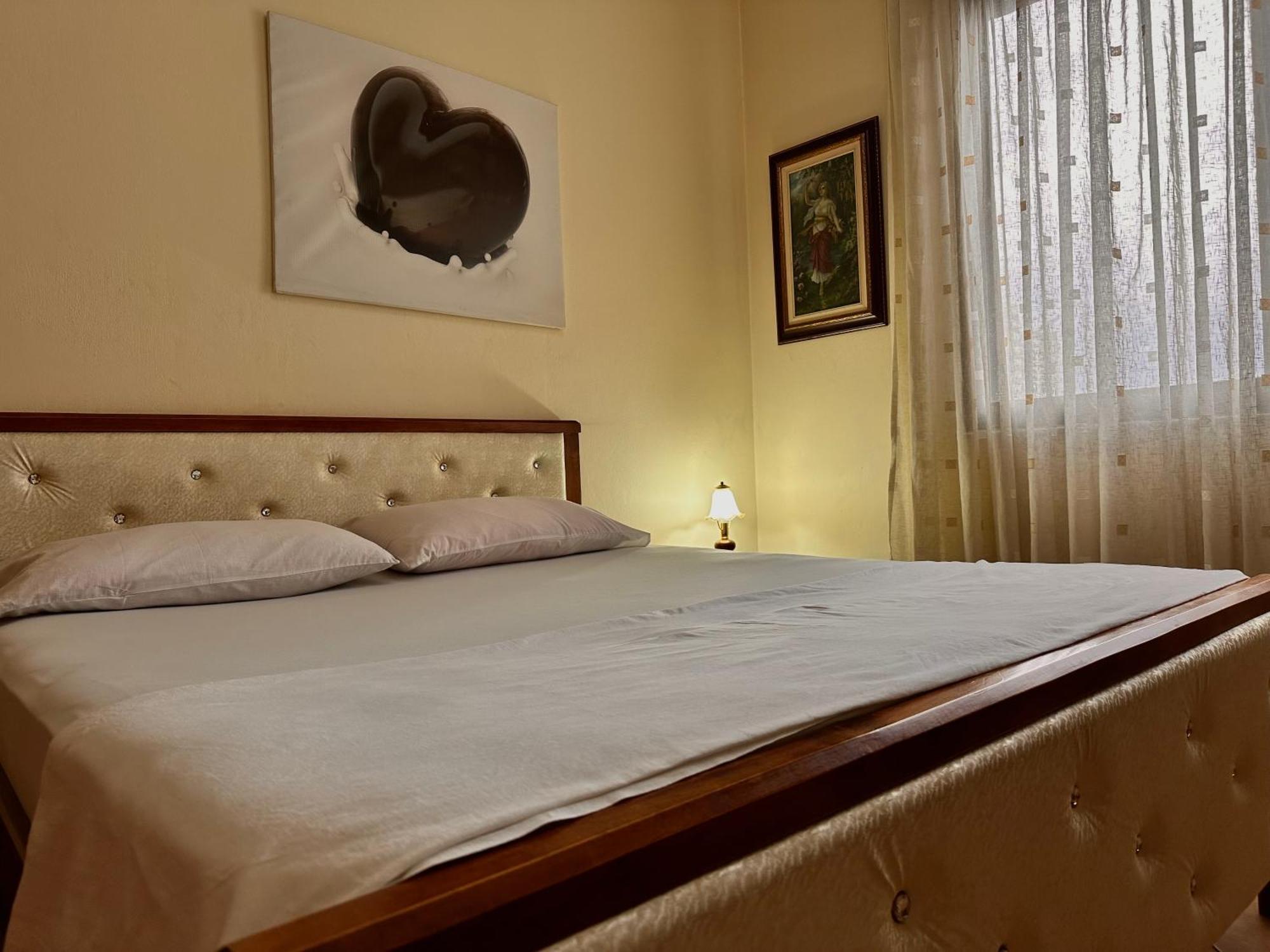 Grande House Lejlighed Tirana Eksteriør billede